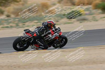 media/Jan-14-2023-SoCal Trackdays (Sat) [[497694156f]]/Turn 9 Set 2 (1130am)/